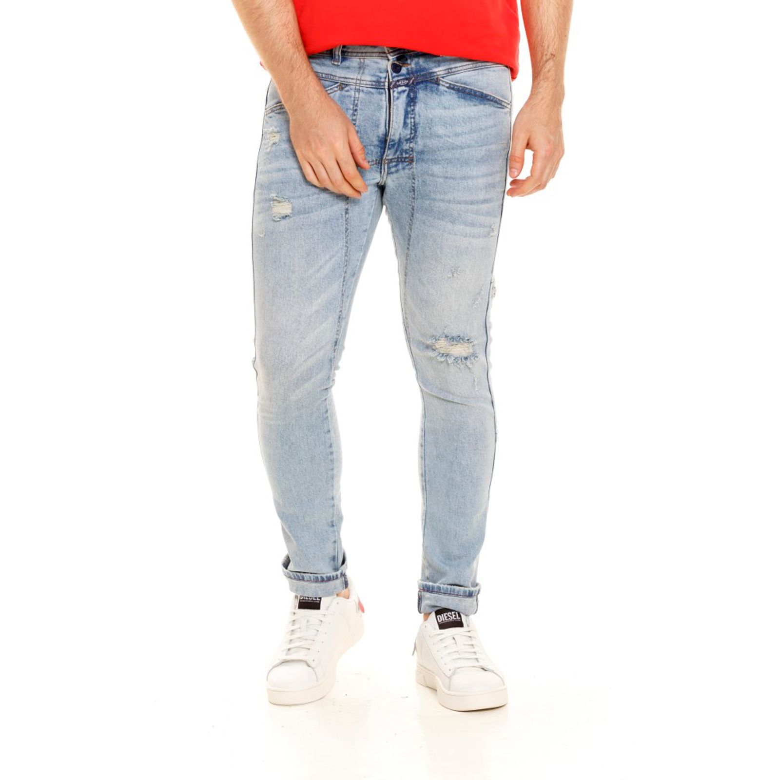 Distressed jean!  Jeans para hombre, Ropa de moda hombre, Jeans